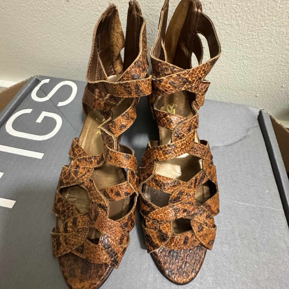 Yves Saint Laurent Snakeskin Patterned Tan Sandals